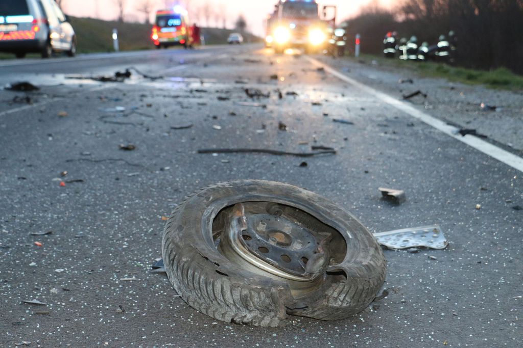 Fotók a halálos baleset helyszínéről (12 / 8. kép)